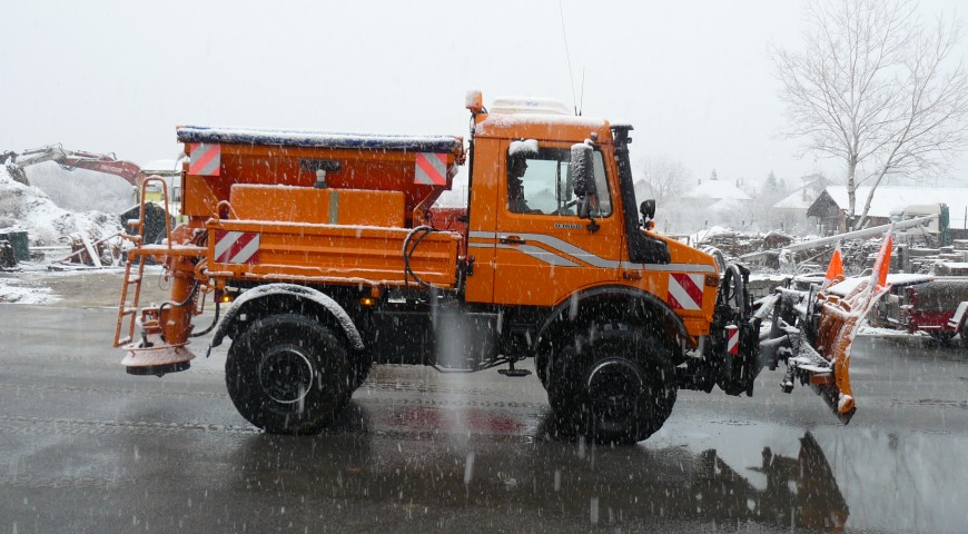 UNIMOG U 1600